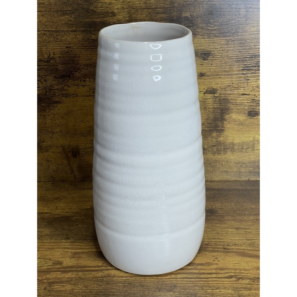 Sullivans Decorative Farmhouse Off-White Single Ceramic Vase, Home Décor. C.1